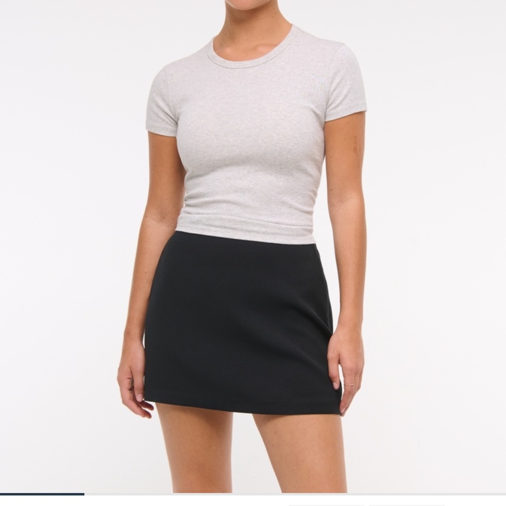 Abercrombie Scarlett Mini Short